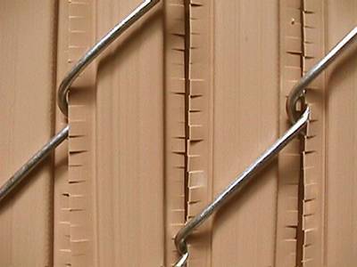 Wing privacy slats for galvanized chain link fence.